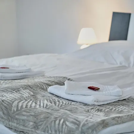 Raha - Dom Iv - Direkt Am Domplatz - Vollausstattung Appartement *